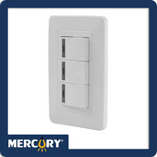 SWITCH TRIPLE 15A BLANCO MERCURY
