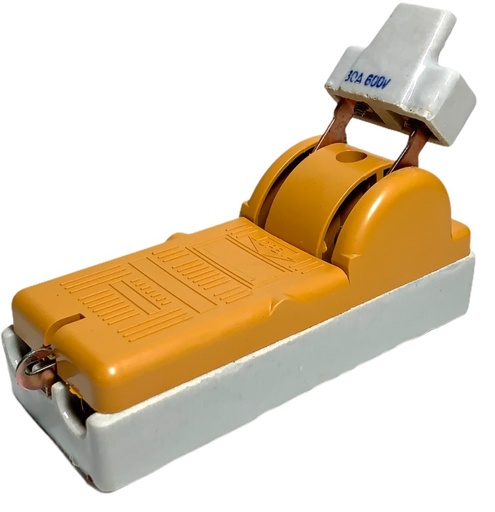 [5082] CUCHILLA DE INTERRUPTOR DE PORCELANA 2X100A 1 TIRO