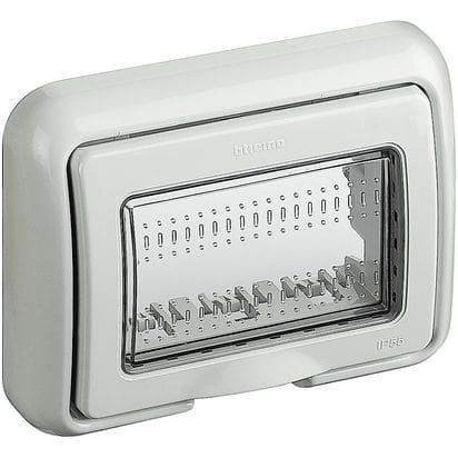 [25603] PLACA IDROBOX P/CAJA RECTANGULAR P/3 MODULOS MATIX BTICINO