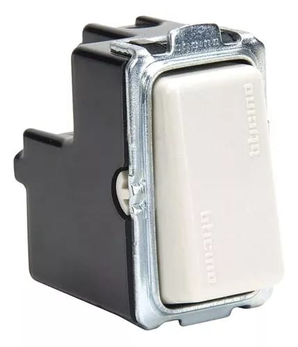 [5003] SWITCH 3 WAY 16A 125V MAGIC BTICINO